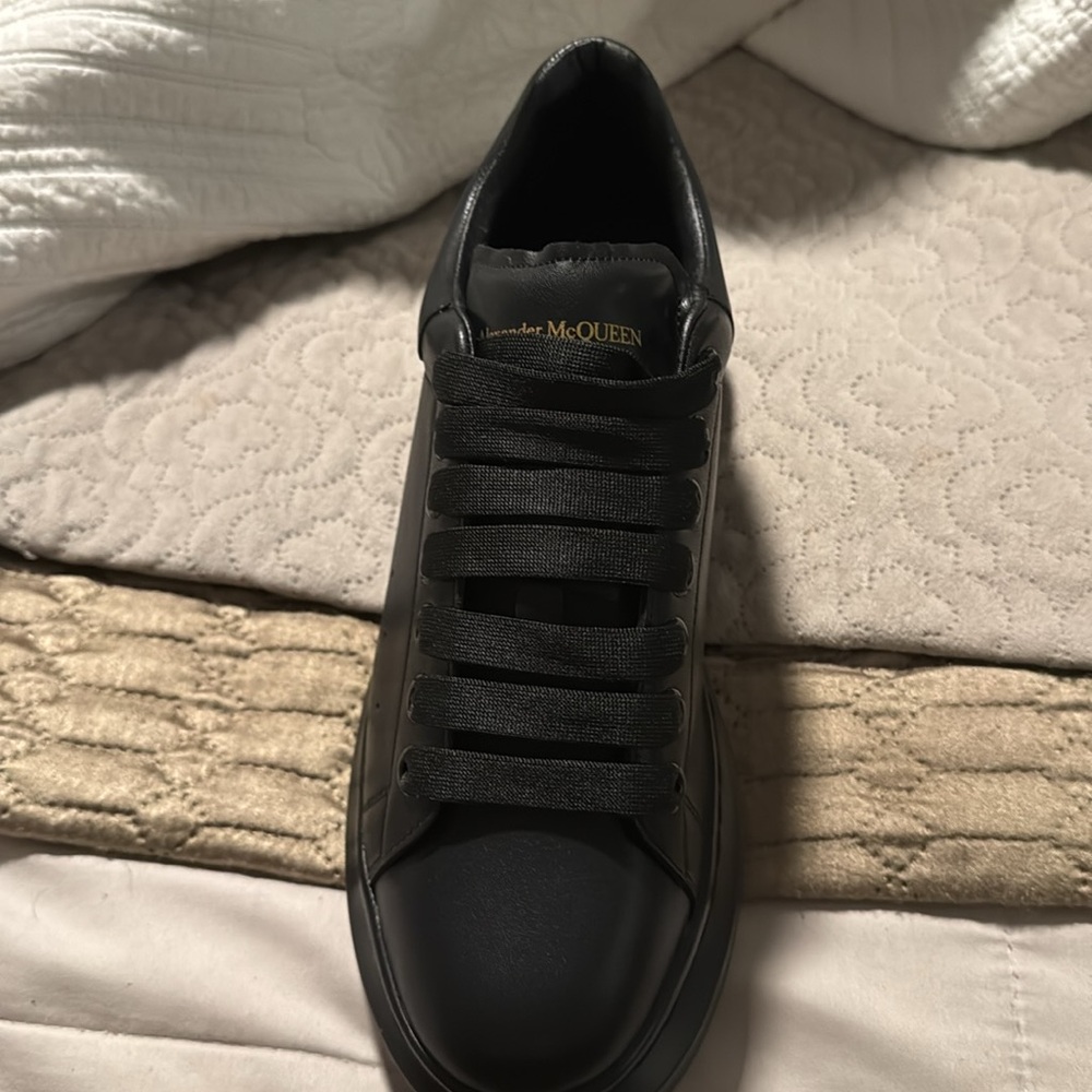 Alexander Mcqueen Sneakers - Picture 3 of 5